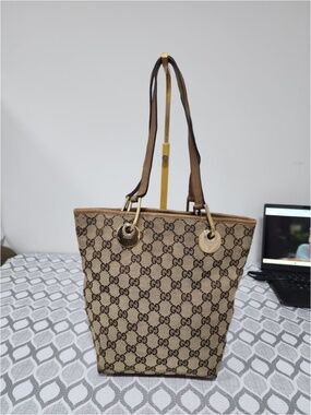 Authentic Gucci Vintage GG Canvas Eclipse Shoulder Bag Beige/Brown